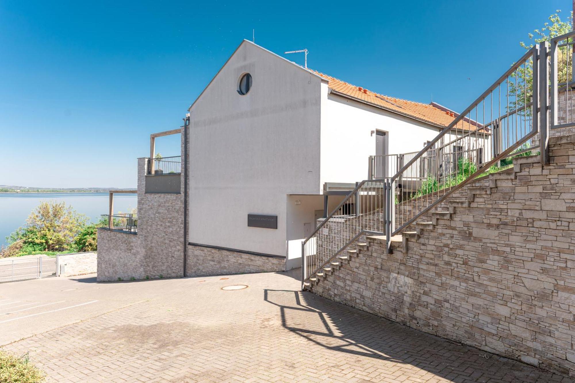 Pálavské Apartmány Pavlov Esterno foto
